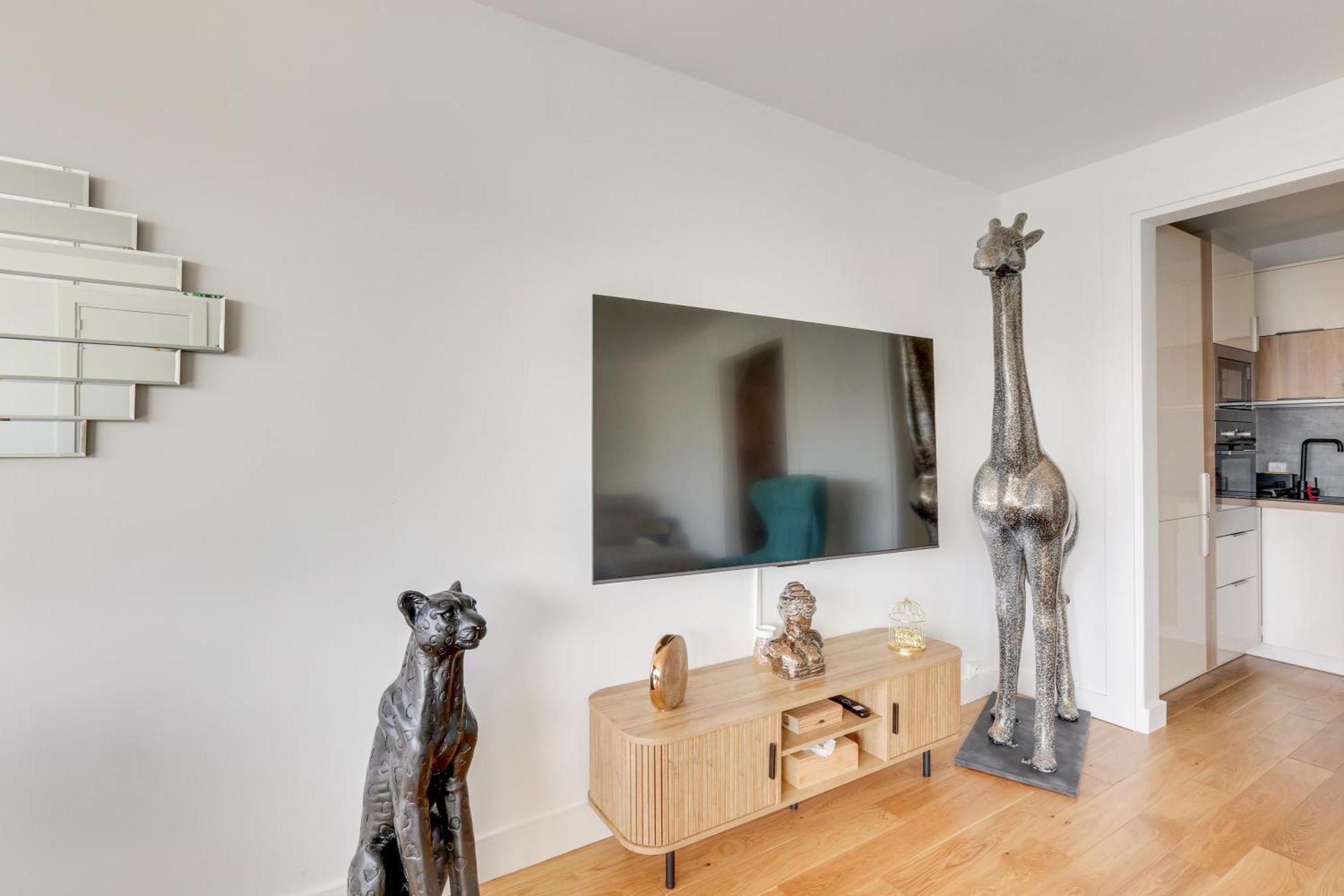 Paris Luxury Apartment 75M2 With Eiffel Tower View, 1 Min Metro, Parking Zewnętrze zdjęcie
